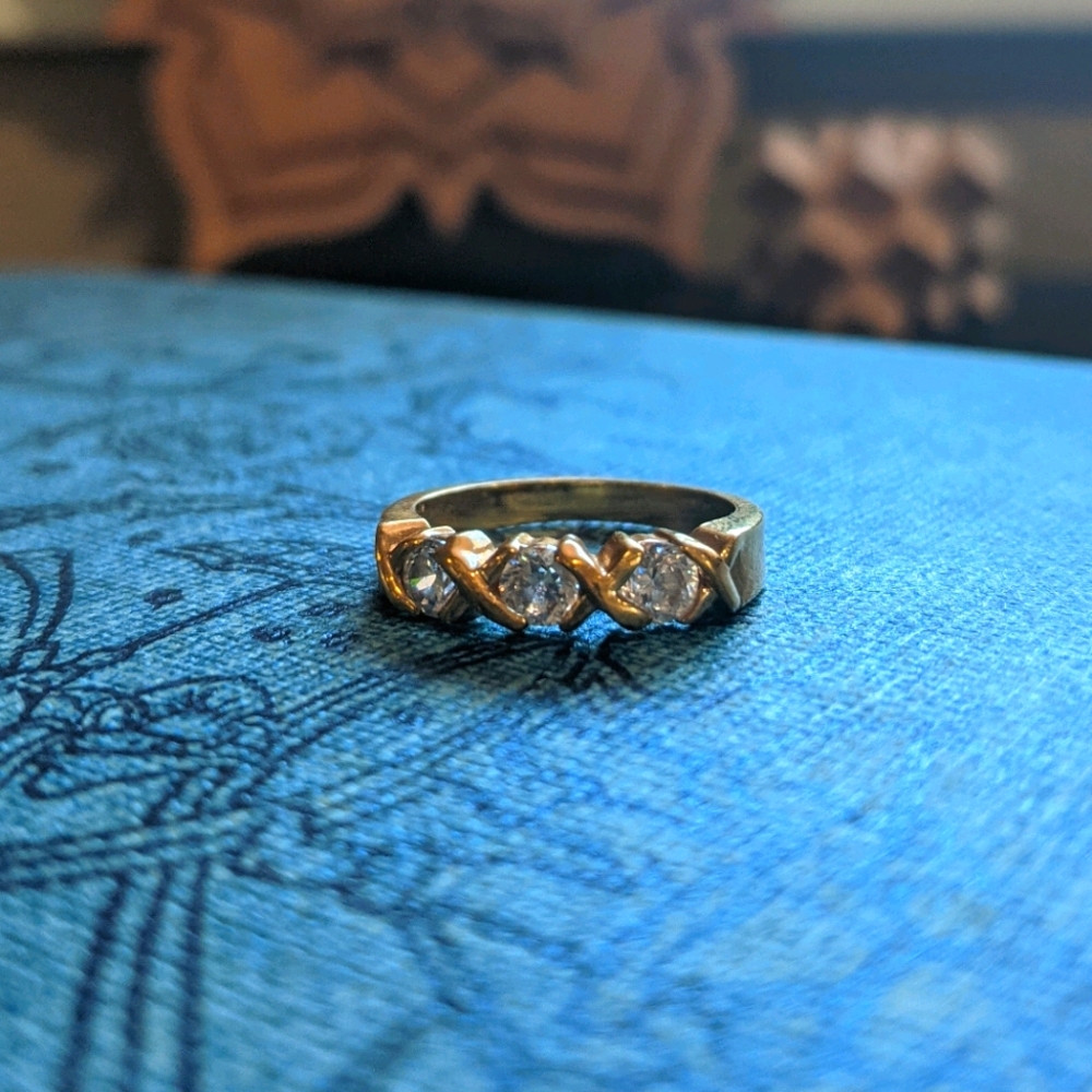 Vintage | Gold & Crystal Braided Design Ring